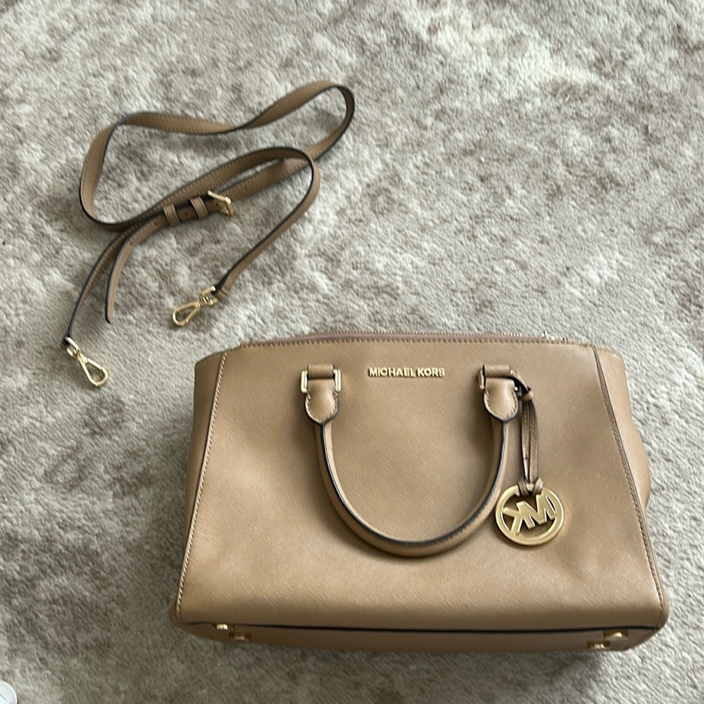 Michael Kors purse